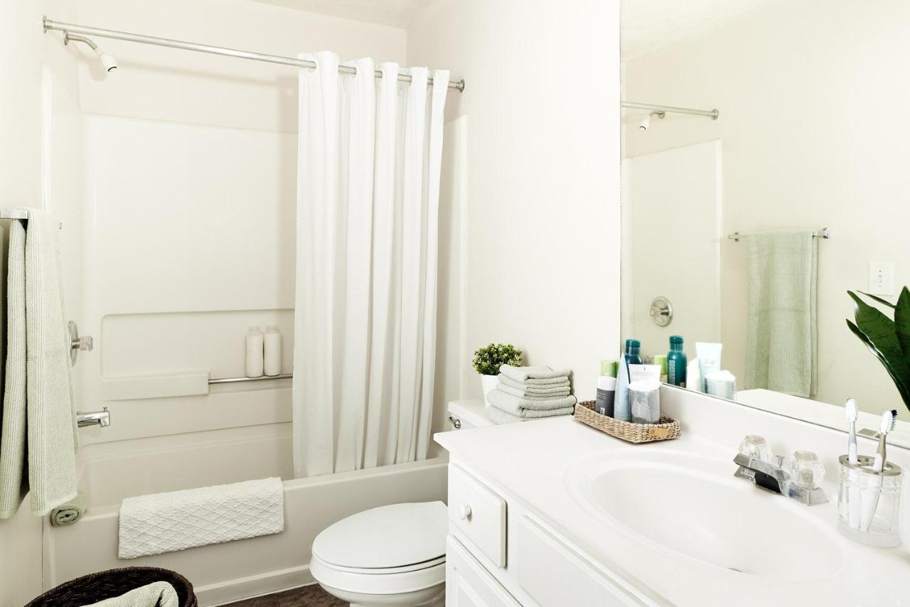 Intown Suites Extended Stay Indianapolis In -I70 Post Drive ภายนอก รูปภาพ